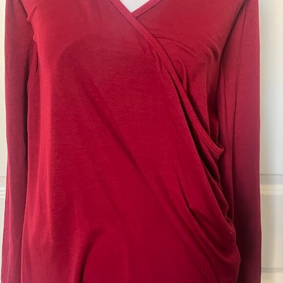 NWT FIT GLAM Burgundy Long Sleeve Faux Wrap Jersey Top Shirt Size Large NEW - Picture 2 of 7